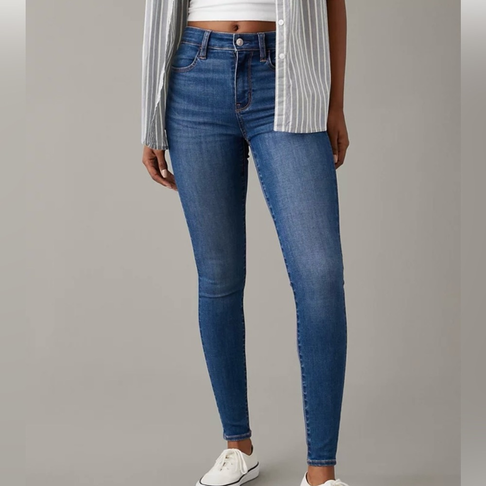 American Eagle Next Level High-Waisted Jegging